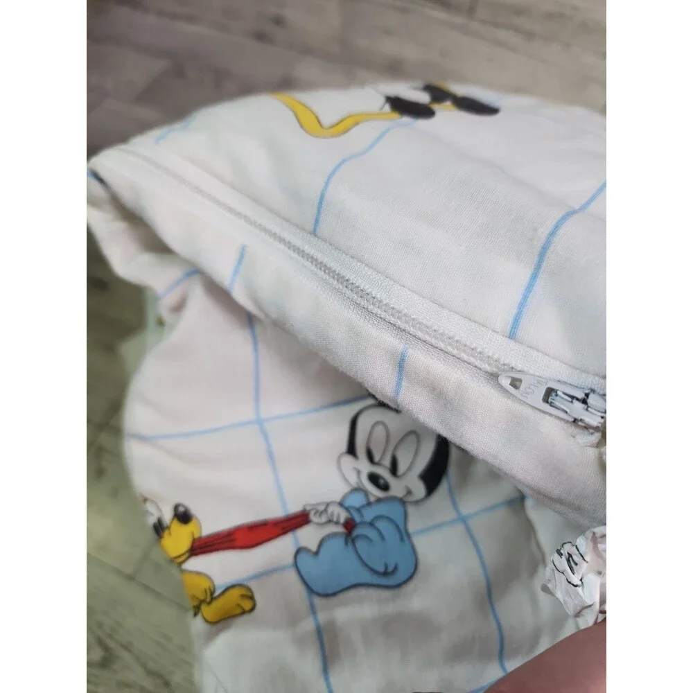 Vintage 80s Dundee Disney Baby Crib Quilt Blanket 40x32